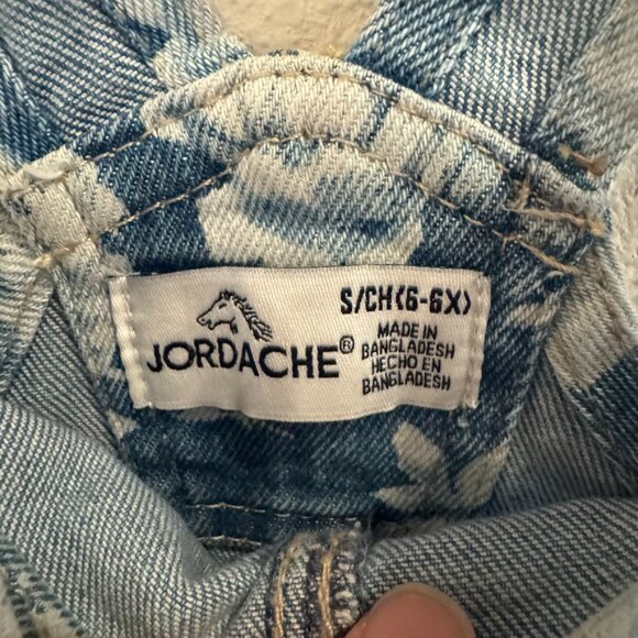 Jordache Girls Floral Denim Short Overalls – Size Small (6/6X) - Picture 3 of 3